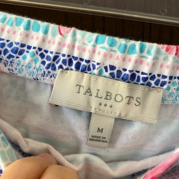 Talbot’s blue/ white and pink with shells skirt. Size Medium. NWOT - Picture 4 of 6